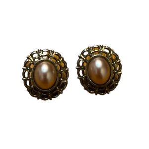1928 Oval Filigree Earrings with Pink Center